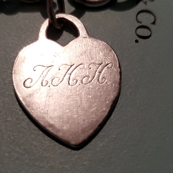 Tiffany & Co Bracelet with a heart shaped charm - Picture 4 of 16